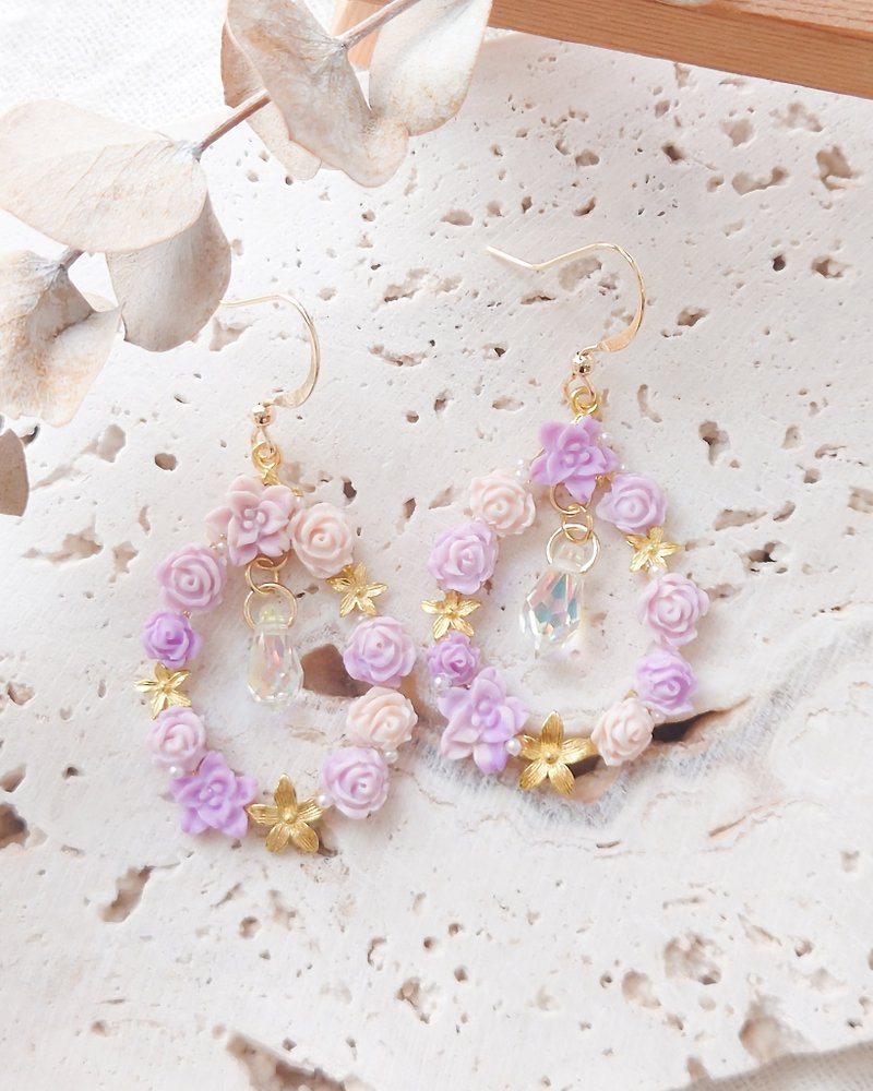 Small clay flower earrings - ต่างหู - ดินเหนียว สีม่วง