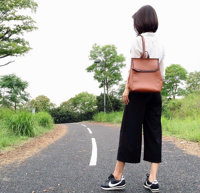 Backpack backpack handmade leather hand stitched cowhide bag - กระเป๋าเป้สะพายหลัง - หนังแท้ 
