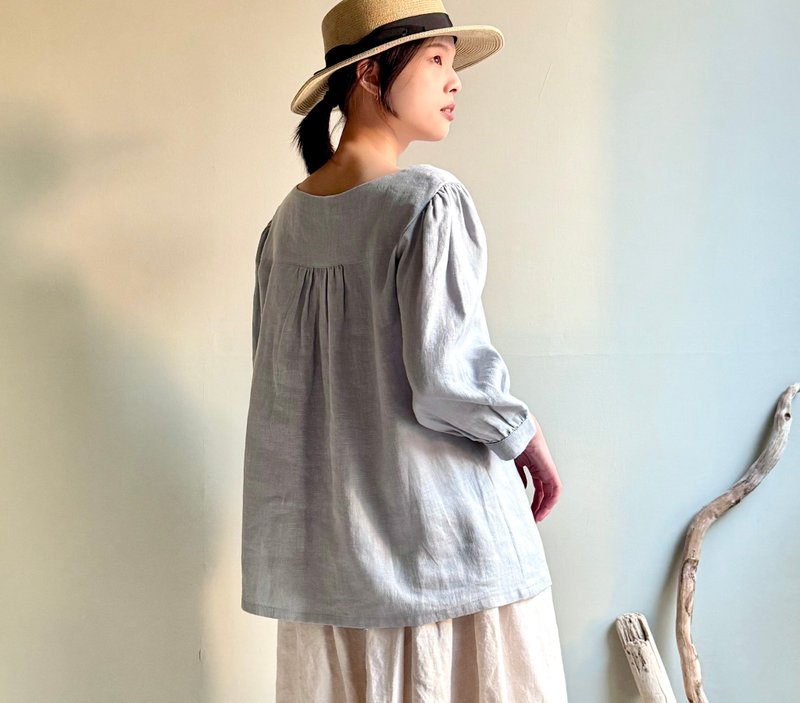 威尼斯/灰藍色酵素洗亞麻方領花苞袖/七分袖上衣100%Linen - 女上衣/長袖上衣 - 棉．麻 