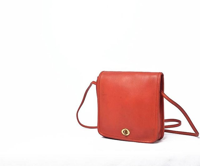 Antique Vintage Coach bag - Shop GoYoung Vintage Messenger Bags & Sling Bags  - Pinkoi