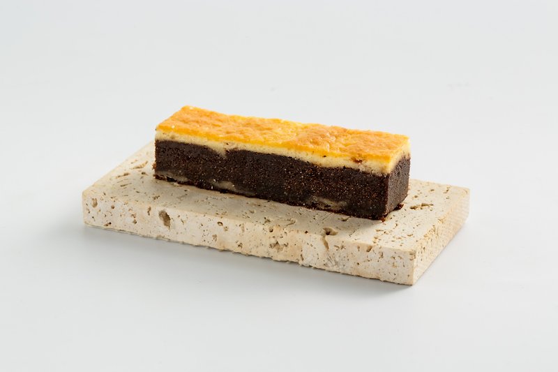 熟成チーズブラウニー6インチ - ケーキ・デザート - その他の素材 
