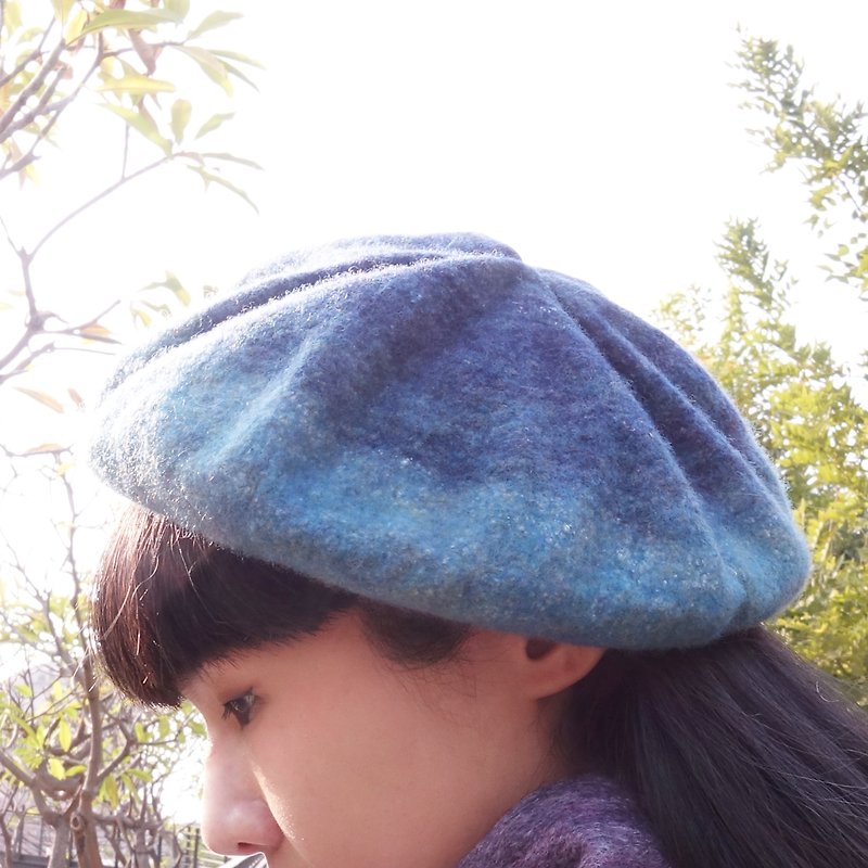 O clear specials O mixed color handmade silk Merino wool felt beret painter hat / star night - Hats & Caps - Wool Blue