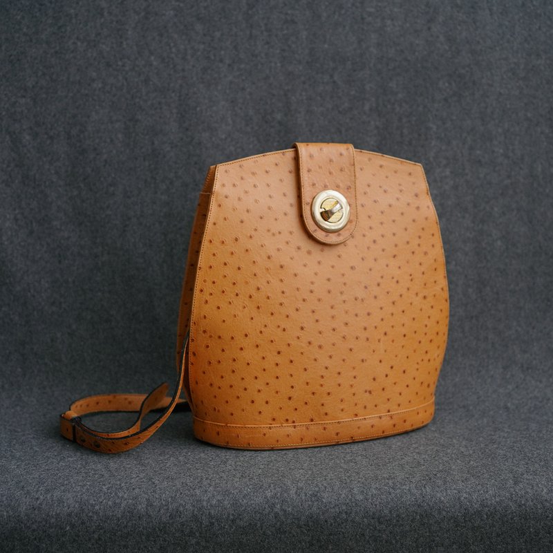 Camel leather hard shell shoulder bag side bag vintage antique bag