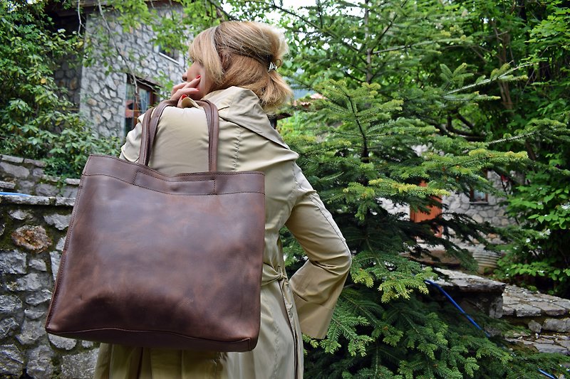 Genuine Leather Shopping Bag Handbag Womens Leather Tote Bag Handmade in Greece. - 手袋/手提袋 - 真皮 咖啡色
