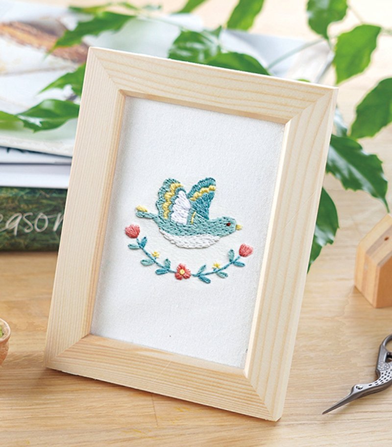 Cute animal embroidery material set series - happy blue bird - เย็บปัก/ถักทอ/ใยขนแกะ - ผ้าฝ้าย/ผ้าลินิน 