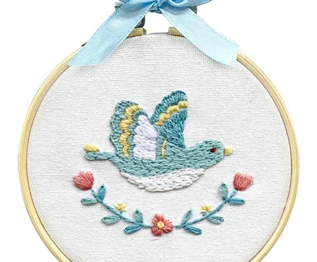 Cute animal embroidery material set series - happy blue bird - Shop  HobbyEasy Knitting, Embroidery, Felted Wool & Sewing - Pinkoi