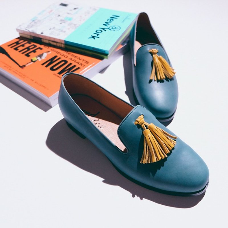 Shu Fulei feels! Fringed matte Lok Fu shoes blue green - Italy imported leather full leather - รองเท้าลำลองผู้หญิง - หนังแท้ สีเขียว