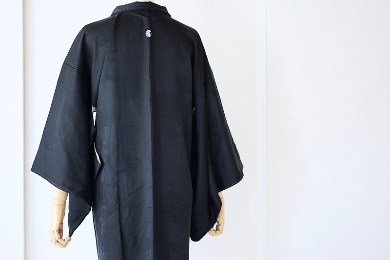 Silk black kimono, cloud kimono, Traditional kimono, Gorgeous kimono /4610 - ジャケット - シルク・絹 ブラック