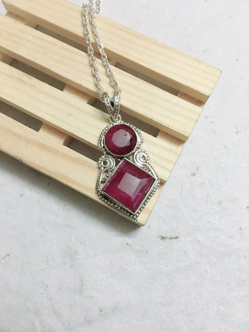 Ruby Pendant Handmade in India 92.5% Silver - Necklaces - Gemstone 