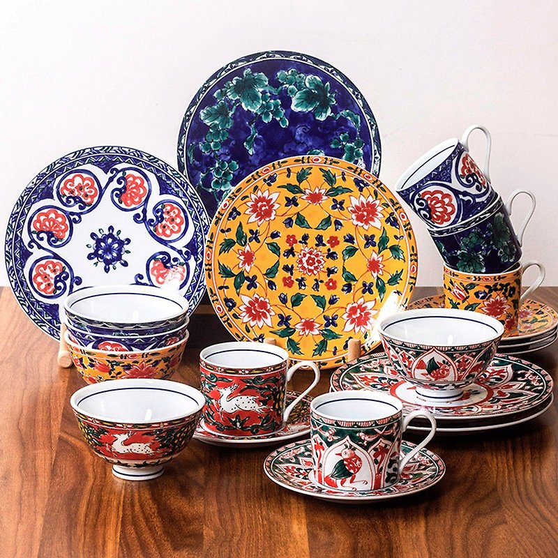 Japanese and Blue Troubadour Hand-painted Underglaze Rice Bowl Ceramic Plate Dish Plate Coffee Cup Saucer Gift Box Set - จานและถาด - เครื่องลายคราม 
