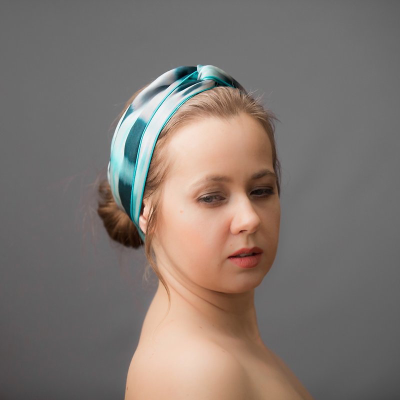 Teal silk twisted headband inspired by Gucci turban headband. Silk head scarf. - 髮帶/髮箍 - 其他材質 藍色