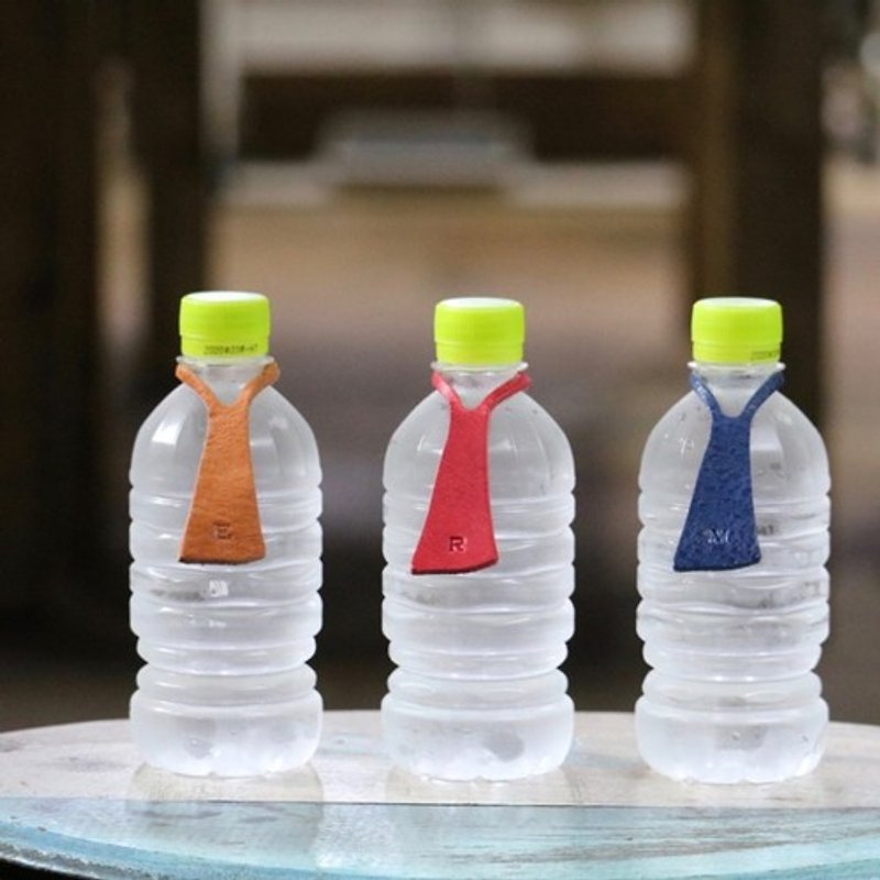 This is my drink. Set of 5 tie-style PET bottle tags (with initials engraved)