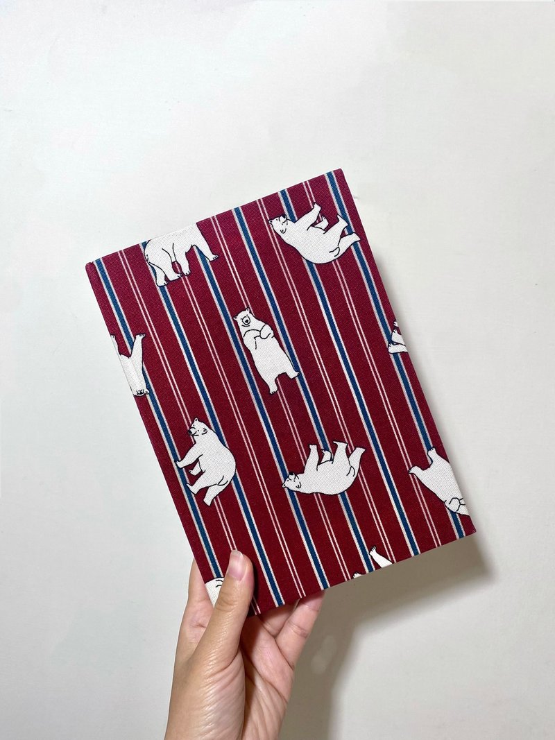 Polar Bear Stripes - A5 Handmade Notebook/Handbook Hardcover Notebook - สมุดบันทึก/สมุดปฏิทิน - ผ้าฝ้าย/ผ้าลินิน สีแดง