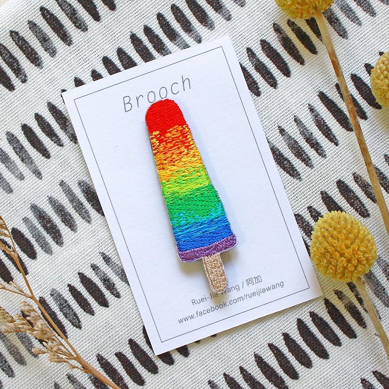 Rainbow popsicle embroidery pin - Brooches - Thread Multicolor