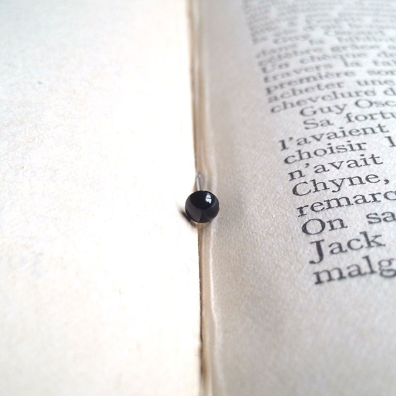 ブラックオニキス - 小さな円形のイヤリング - ピアス・イヤリング - 宝石 ブラック