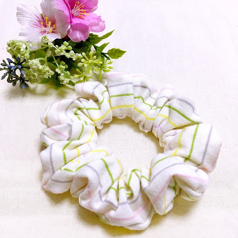 Pure handmade limited edition sweet color horizontal donut scrunchie - Hair Accessories - Cotton & Hemp 