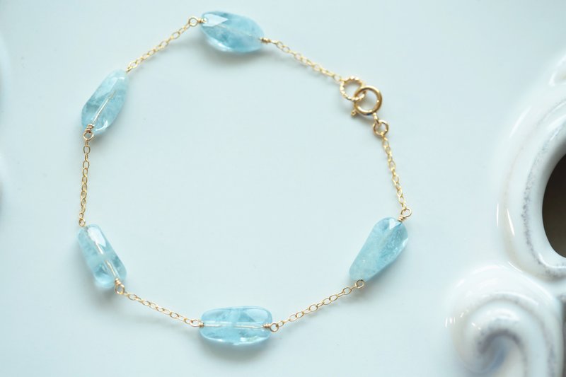 Aquamarine Bracelet│14KGF Inner Healing Positive Energy March Birthstone - Bracelets - Semi-Precious Stones Blue