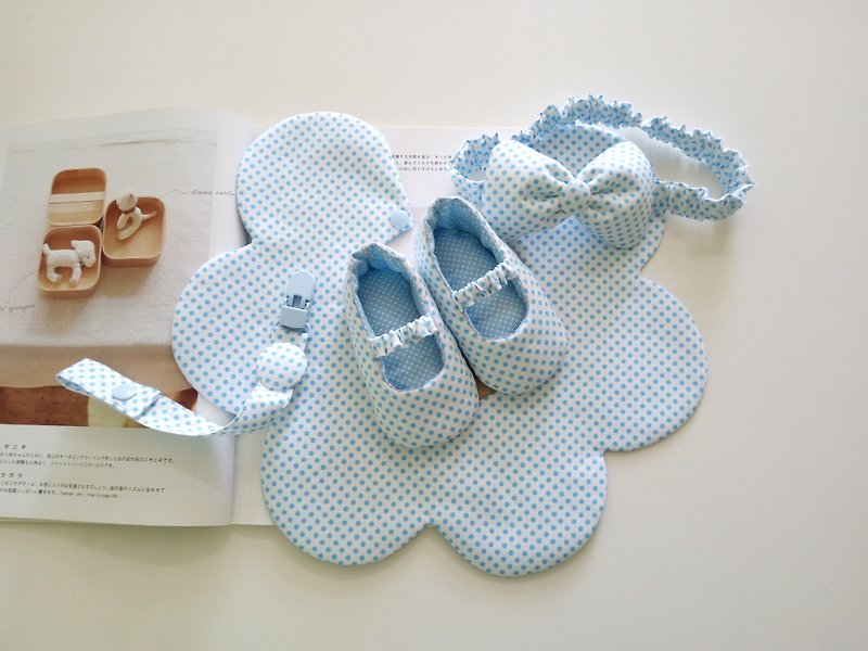 Blue dot little moon gift baby shoes + bib + hair band + nipple clip - Baby Gift Sets - Cotton & Hemp Blue