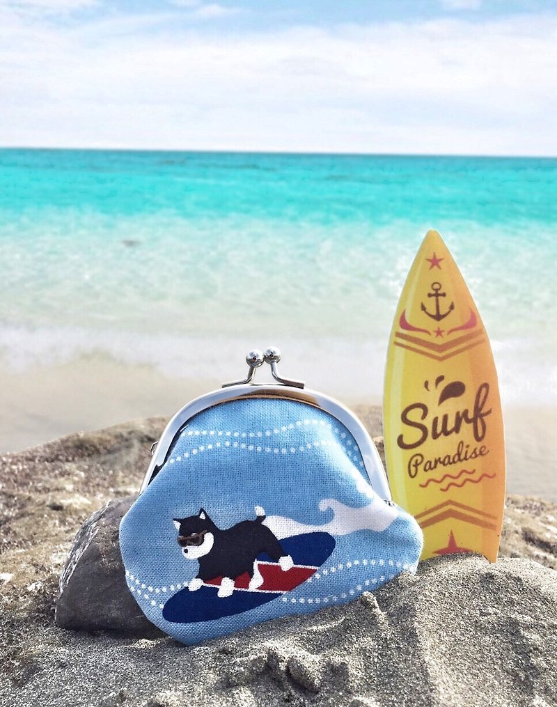 Surf Shiba Inu Small Gold Bag - Black Chai - กระเป๋าใส่เหรียญ - ผ้าฝ้าย/ผ้าลินิน สีน้ำเงิน