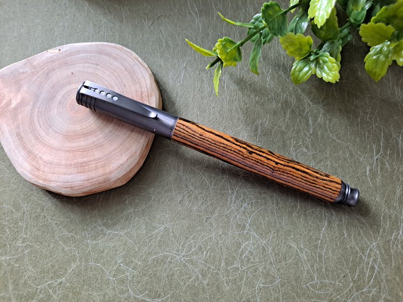 黃金檀木 原木 手工筆 鋼筆 - 鋼筆 - 木頭 