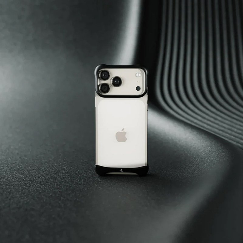 ARC | Arc Pulse iPhone 17 Pro 手機殼 消光黑 - 手機殼/手機套 - 鋁合金 黑色