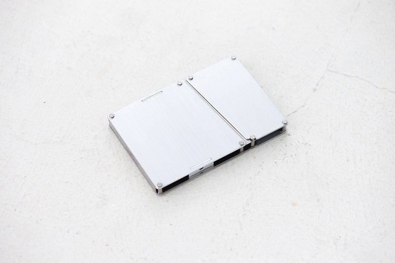 Aluminium Card Case - Silver - ที่เก็บนามบัตร - โลหะ สีเงิน