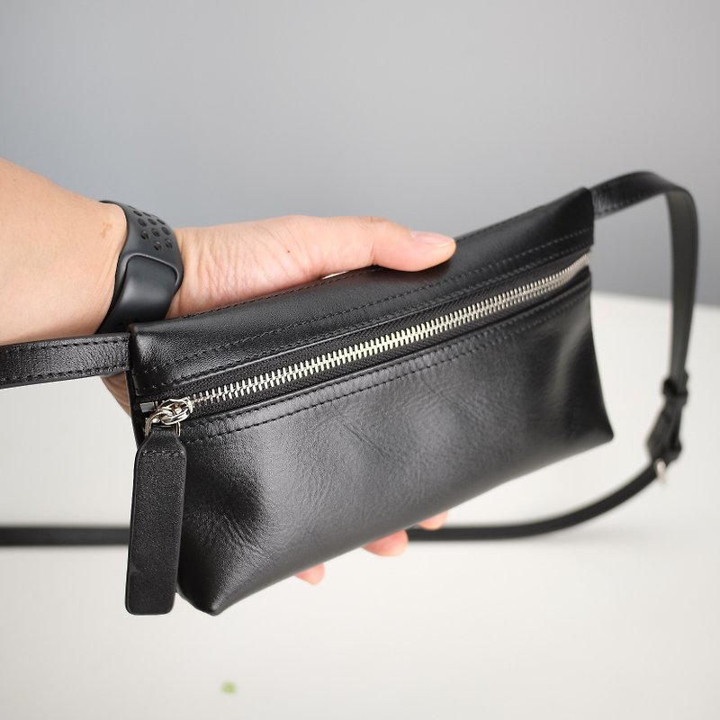 New retro crossbody small bag, first layer imported vegetable blended cowhide, adjustable full leather shoulder strap, portable shoulder bag - กระเป๋าแมสเซนเจอร์ - หนังแท้ สีดำ