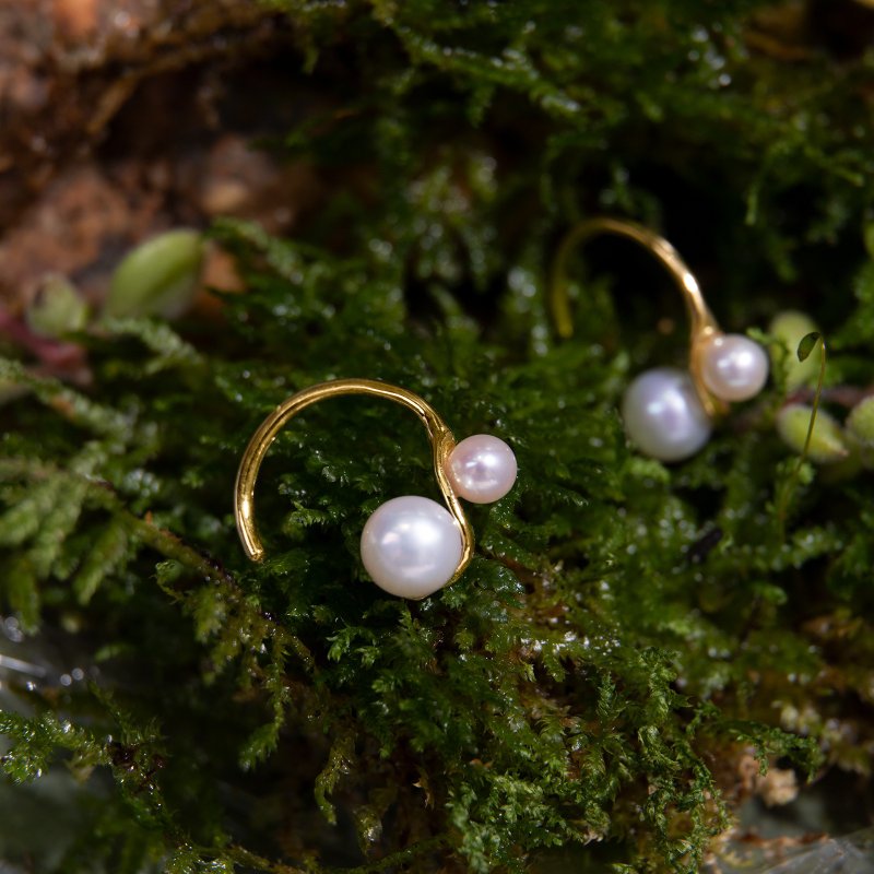 [The best daily simple gift] Fruit mini natural pearl sterling silver gold-plated earrings - Earrings & Clip-ons - Sterling Silver Gold