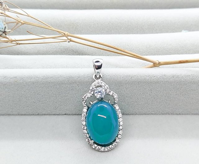 Natural Taiwan Sapphire Pendant - S925 Sterling Silver - Shop baomidesign  Necklaces - Pinkoi