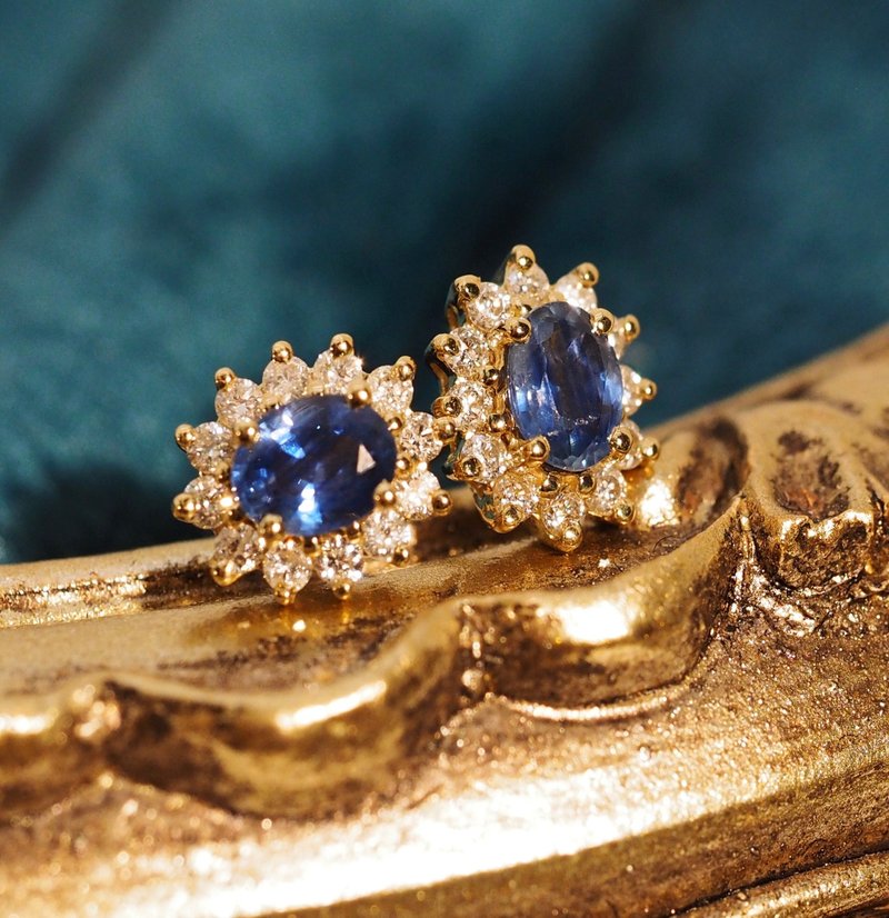 18K金藍寶Hana 鑽石耳環18K Gold Blue Sapphire Hana Diamond Ea - 耳環/耳夾/耳骨夾 - 貴金屬 