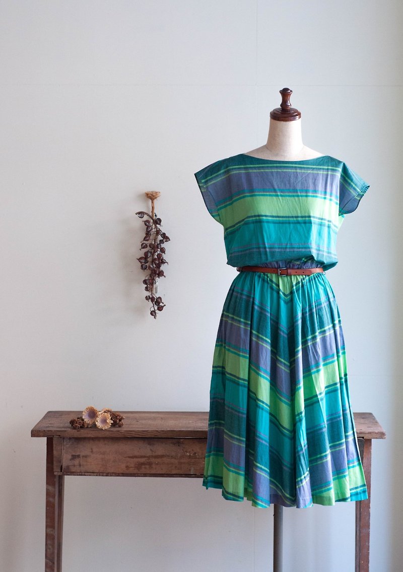 Vintage / short-sleeved dress no.243 tk - ชุดเดรส - ผ้าฝ้าย/ผ้าลินิน สีเขียว