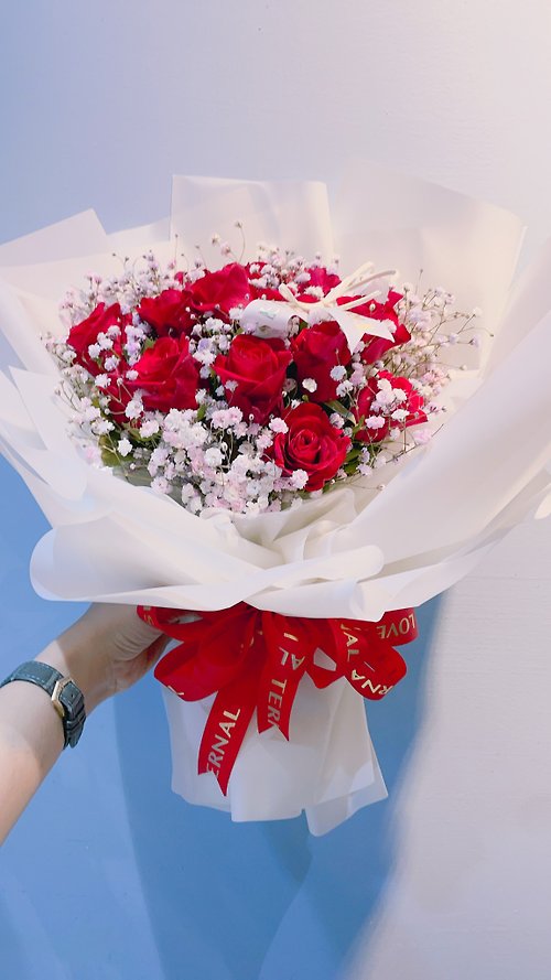一期一會花藝 氣球佈置 紅玫瑰浪漫告白花束 求婚小捧花