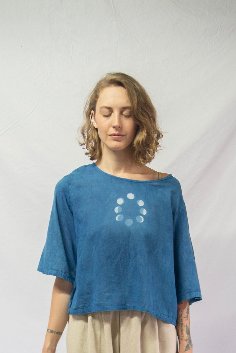 Lunar Shirt | Natural Blue Indigo Color | - เสื้อผู้หญิง - ผ้าฝ้าย/ผ้าลินิน สีน้ำเงิน