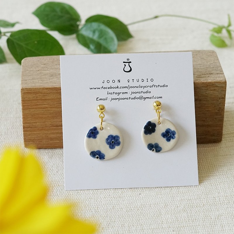 Pottery Earrings & Clip-ons Blue - Blue flower gold earrings