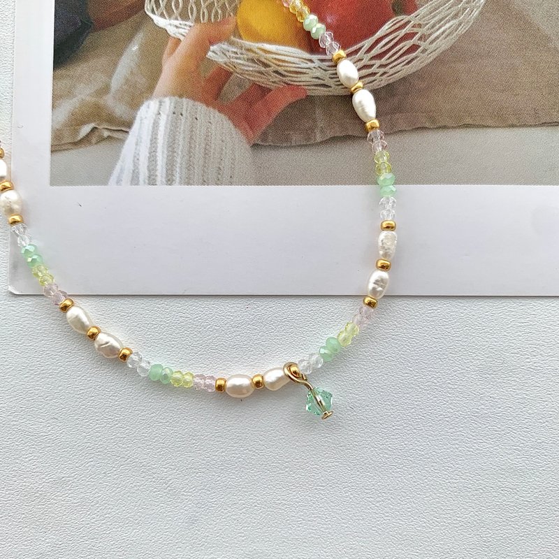 Mint Gummies/Enjoy Life Series. Handmade beaded necklace. Freshwater pearls. Japanese imported beads - สร้อยคอ - วัสดุอื่นๆ 