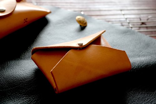 Paperics 皮革店 || PAPERICS || wallet 手工製作 植鞣皮革信封式短夾