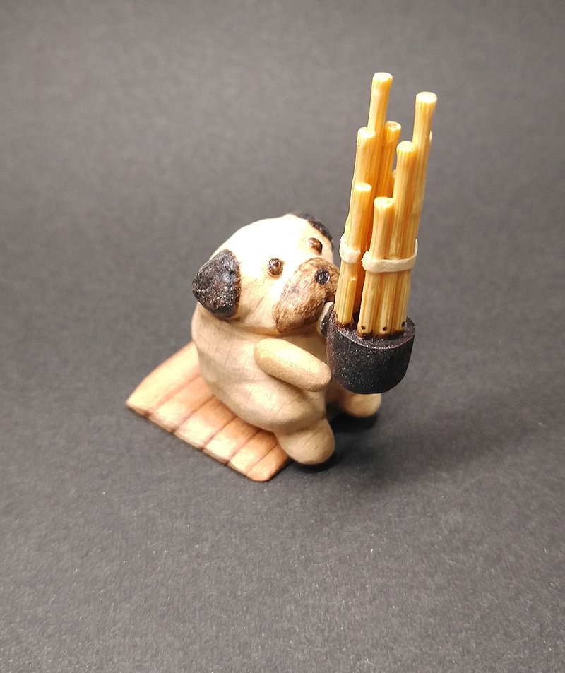 Sho pug dog - ของวางตกแต่ง - ไม้ สีนำ้ตาล