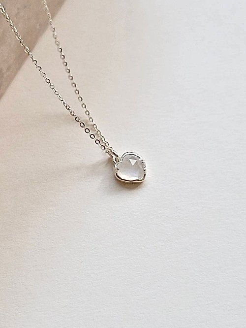 A.pearl 水晶純銀輕珠寶 心印月光石項鍊/水晶/純銀/ 輕珠寶