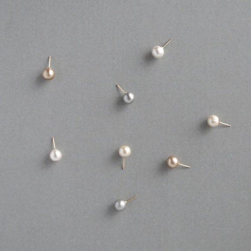 14kgf Cotton Pearl Earrings - 耳環/耳夾 - 寶石 金色
