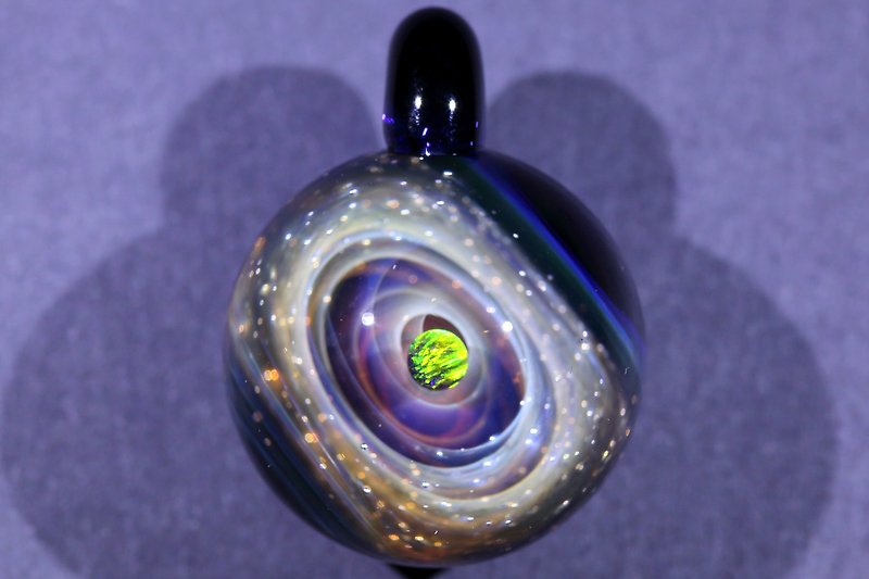Spiral Galaxy Glass Pendant no. 997 - สร้อยติดคอ - แก้ว สีทอง