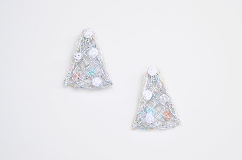 Triangle-Kasumi- - ต่างหู - กระดาษ สีเงิน