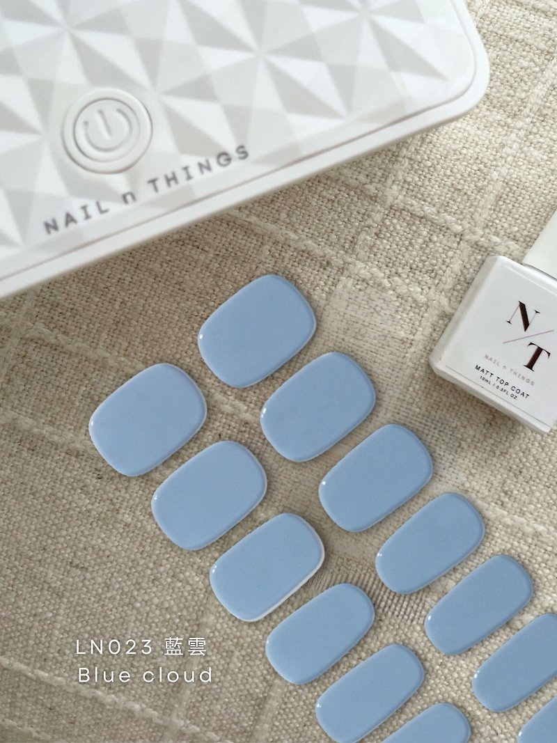 Blue cloud LN023 - Monochrome phototherapy gel nail stickers require light - ยาทาเล็บ - ยาง สีน้ำเงิน