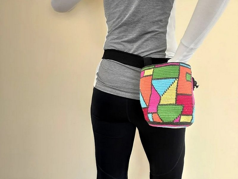 Recycled chalk bag, unique chalk bag, climbing bag, gift for climber - Fitness Accessories - Thread Multicolor