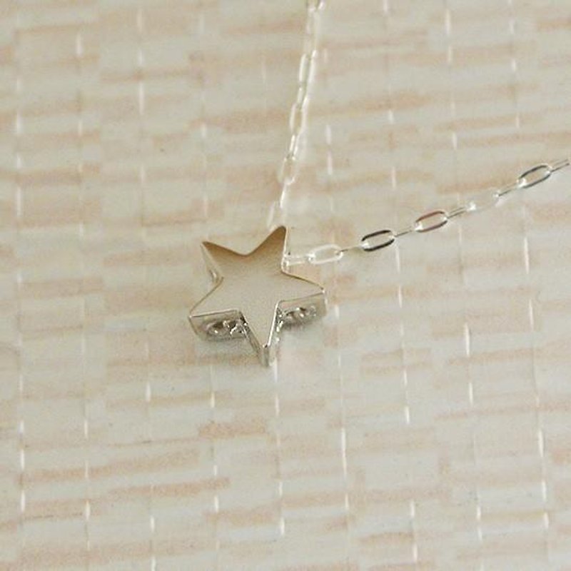 Three-dimensional star pendant - Necklaces - Other Metals Silver