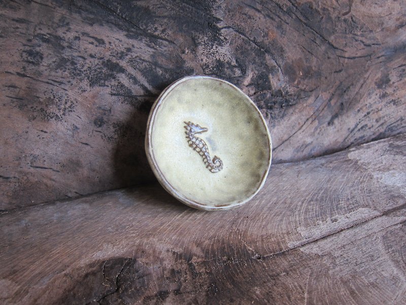 little sea horse bowl - Pottery & Ceramics - Pottery Brown