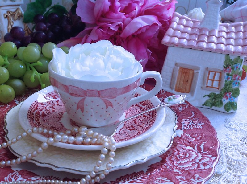 English pottery country pastoral Alice in Wonderland bow flower tea cup two piece cute romantic - ถ้วย - เครื่องลายคราม สีแดง