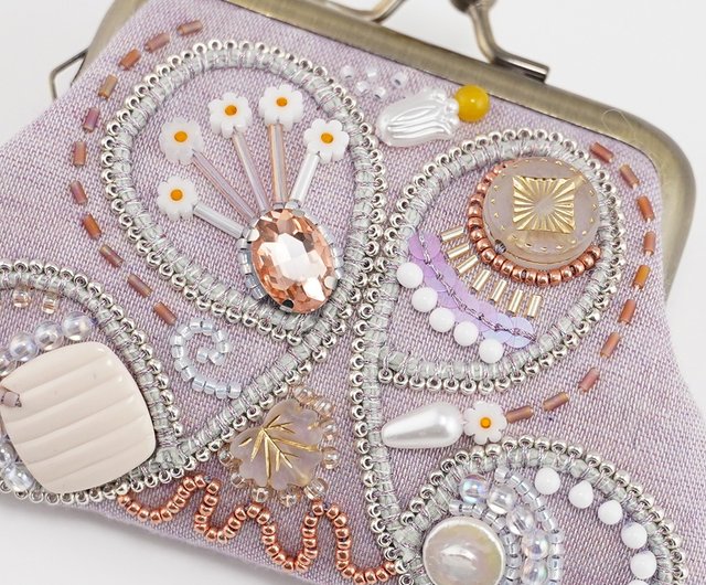 インド更紗模様のがま口ポーチ モリス 手刺繍 ビーズ刺繍