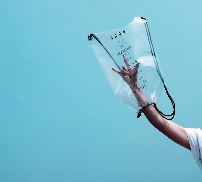 NOUR Universe sack bag - Transparent - กระเป๋าหูรูด - พลาสติก สีใส