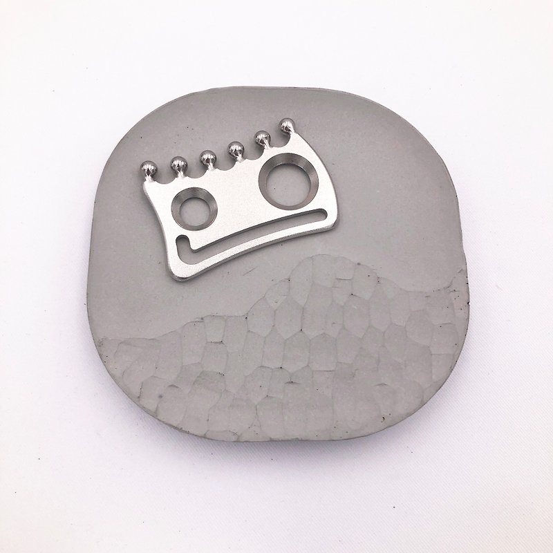 Stainless Steel scraping board and acid discharge board + special set of placing plate can gently massage limbs and scalp massager - Items for Display - Stainless Steel Silver