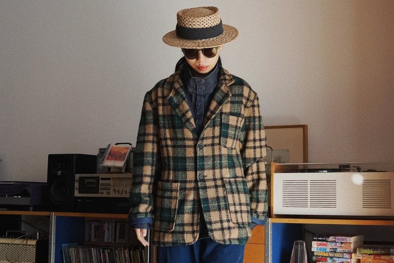 Brown-Green Plaid Soft Wool Blend Fabric - A Timeless Winter Woolen Blazer - เสื้อแจ็คเก็ต - ขนแกะ สีเขียว